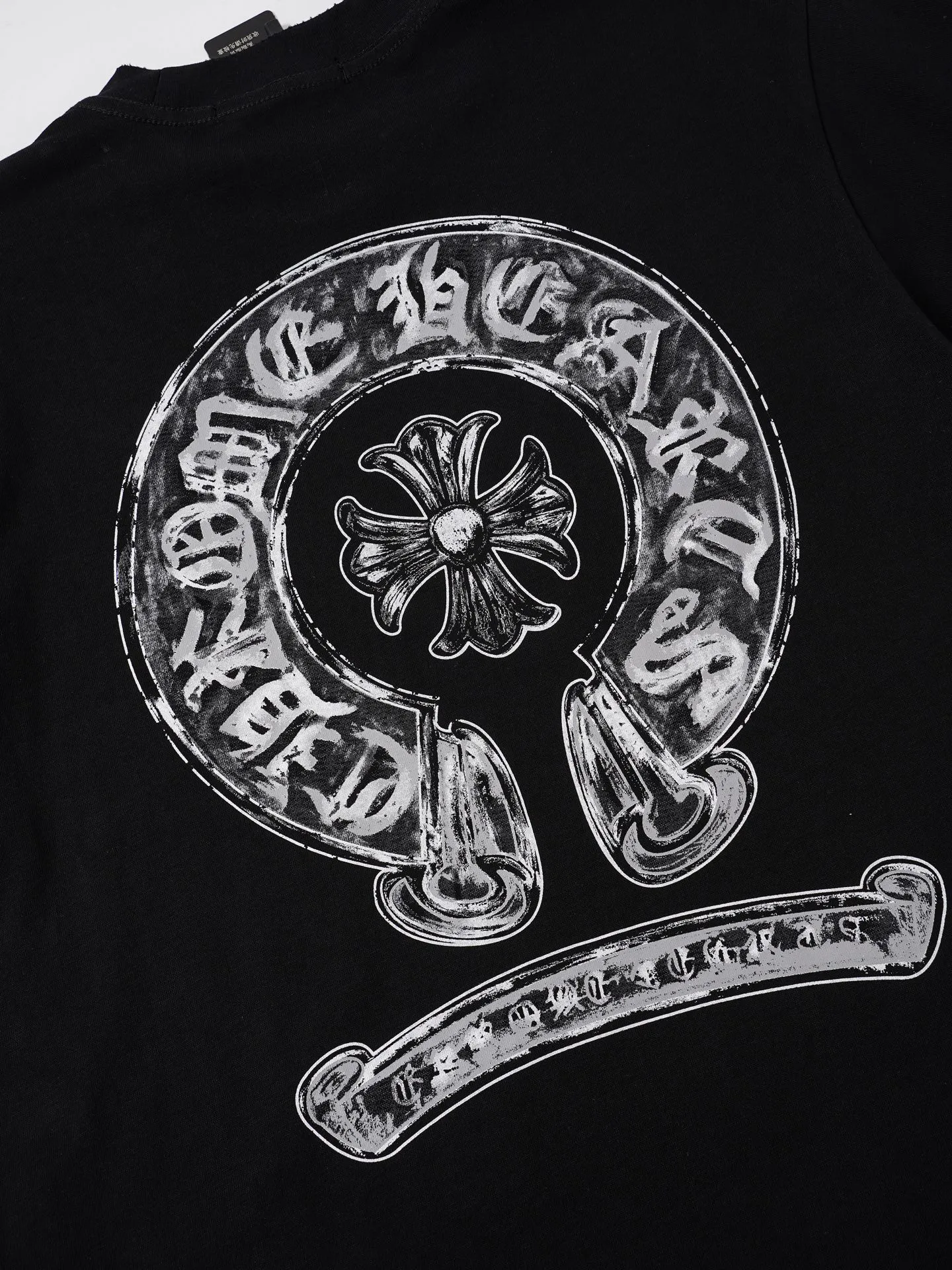Chtome Hearta/ T g， ， 。 Same Style , 。 ， Series， 。 ! ， ， 。 ， ， ， ， ！ ， ，Breathable ， ， ， ， ！ ：Black、White Size：S-XL